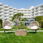 Royal Palace Hotel 4*