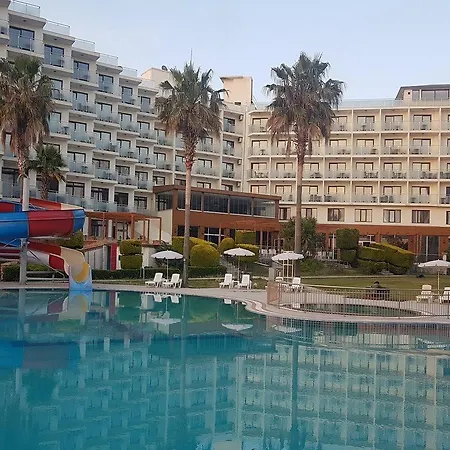 Royal Palace 4* Kusadası