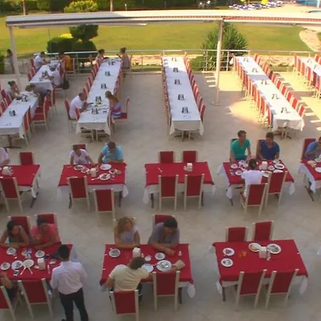 Royal Palace 4* 쿠사다시