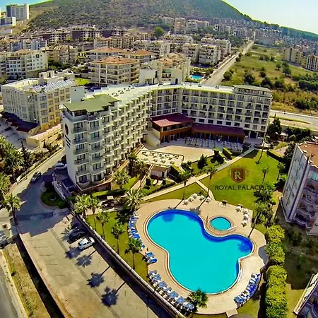 Royal Palace 4*