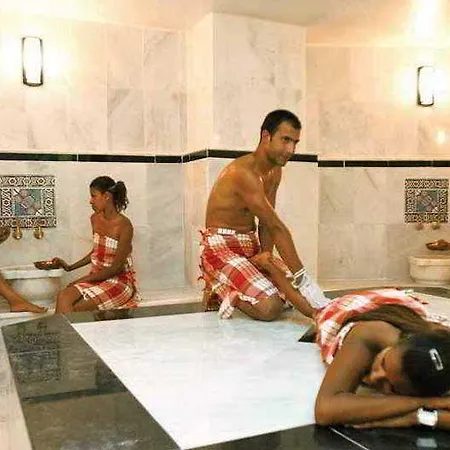 Royal Palace Hotel 4*