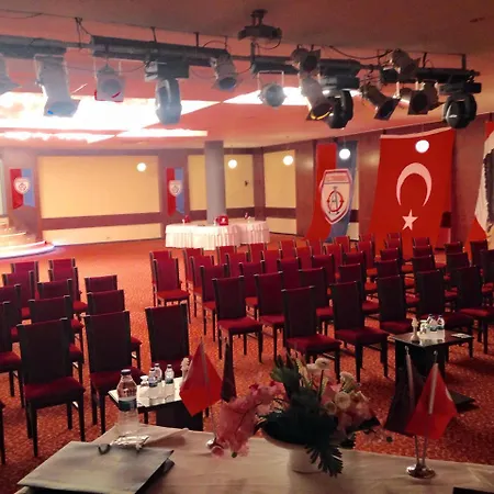 Royal Palace Hotel Kuşadası