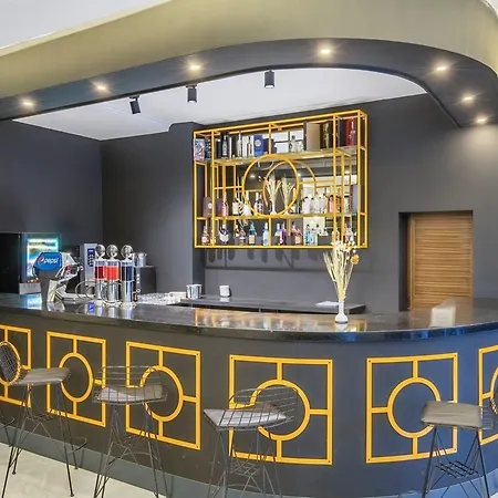 Hotel Royal Palace 4*