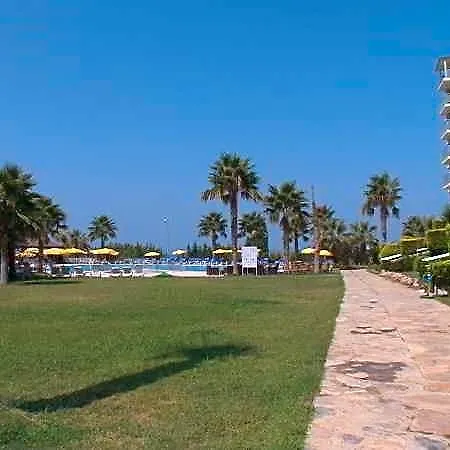 Royal Palace 4* Kusadası
