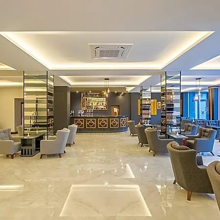 Royal Palace Hotel Kusadası