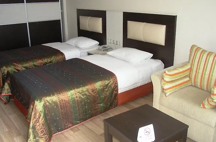 Royal Palace 4* Kusadası