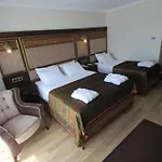 فندق Royal Palace كوشاداسيه