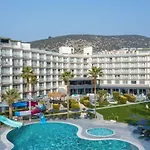 Royal Palace 4*