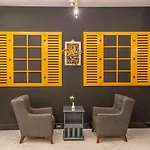 فندق Royal Palace كوشاداسيه
