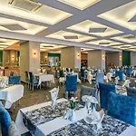 Royal Palace 4* كوشاداسيه